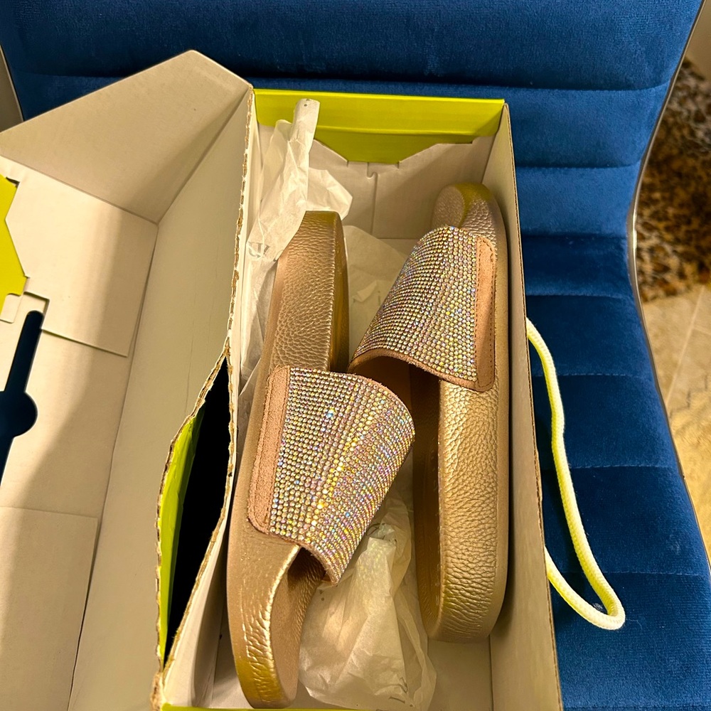 Gianni Bini Rhinestone Slides Brand New with Box
